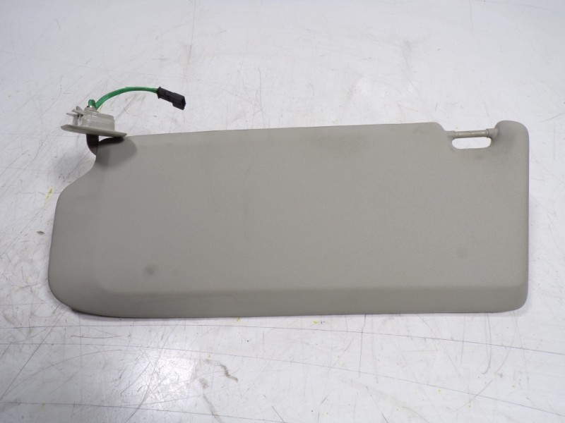 Recambio de parasol derecho para volvo c30 1.6 diesel cat referencia OEM IAM 39868293  