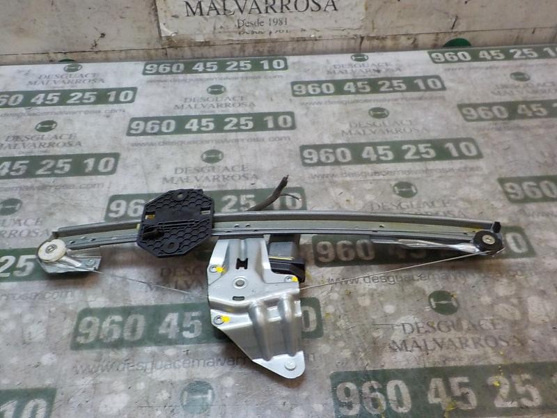 Recambio de elevalunas delantero derecho para dacia sandero 1.5 dci diesel fap cat referencia OEM IAM 807209299R  