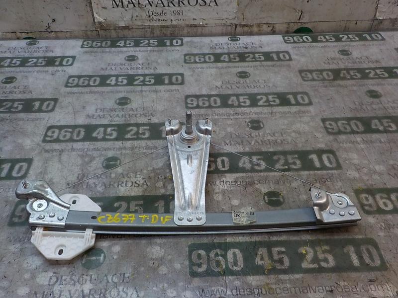 Recambio de elevalunas trasero derecho para dacia sandero 1.5 dci diesel fap cat referencia OEM IAM 827202131R  