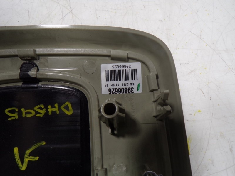 Recambio de piloto interior para volvo c30 1.6 diesel cat referencia OEM IAM 39823165 39806626 