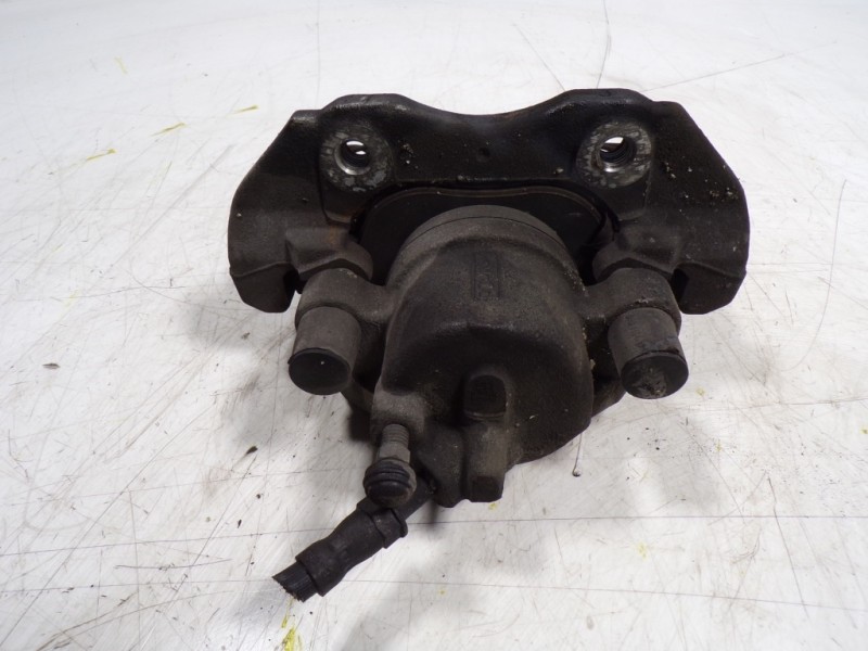 Recambio de pinza freno delantera derecha para volvo c30 1.6 diesel cat referencia OEM IAM 36000485  