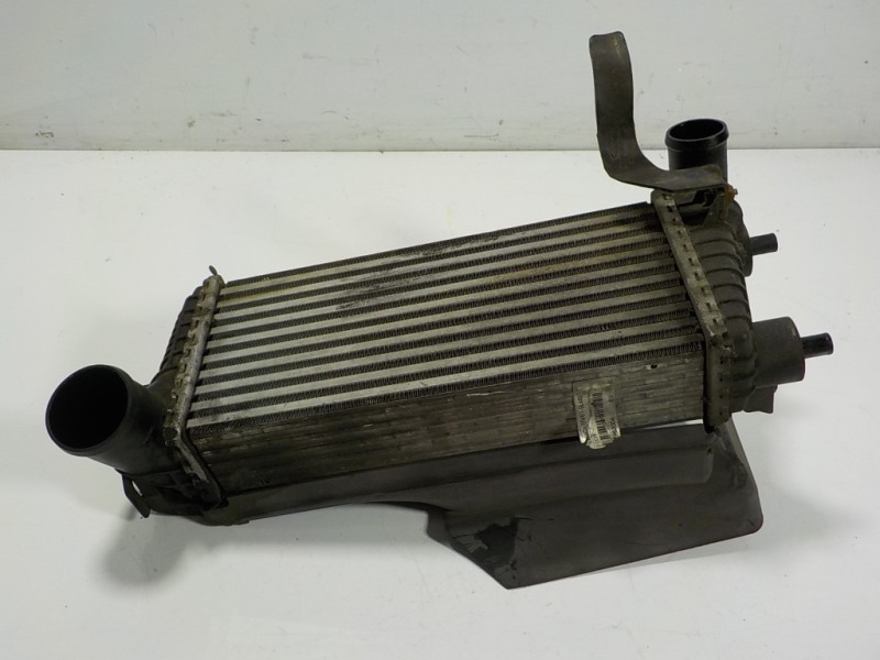 Recambio de intercooler para ford focus lim. (cb8) 1.6 tdci cat referencia OEM IAM 1778294 BV619L440CE 