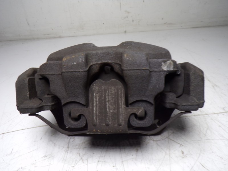 Recambio de pinza freno delantera derecha para bmw x1 (e84) sdrive 20d referencia OEM IAM 34116778146  