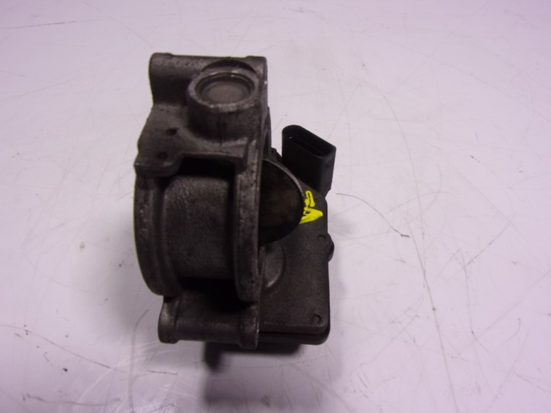 Recambio de caja mariposa para audi a8 (4h) 4.2 tdi quattro largo referencia OEM IAM 057128063E A2C53364213 