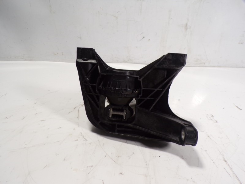 Recambio de soporte motor derecho para toyota proace city 1.2 12v referencia OEM IAM   