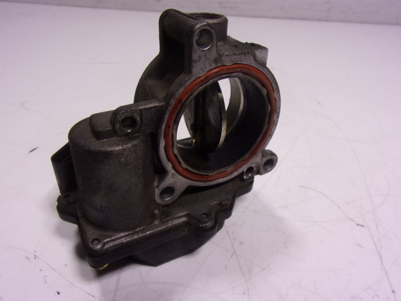 Recambio de caja mariposa para audi a8 (4h) 4.2 tdi quattro largo referencia OEM IAM 057128063E A2C53364213 