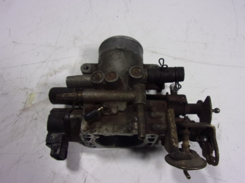 Recambio de caja mariposa para toyota supra 3.0 referencia OEM IAM  2221042150 