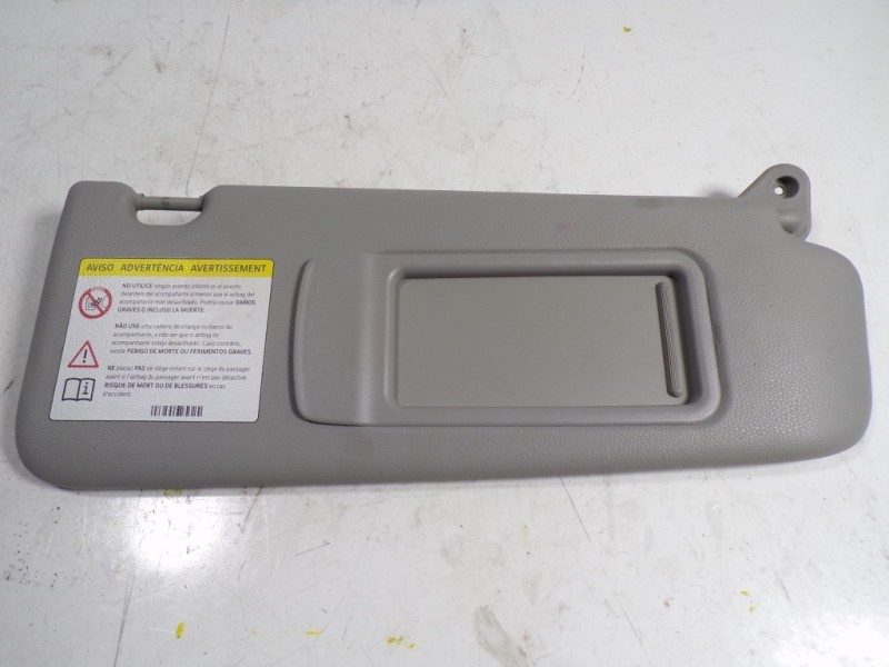 Recambio de parasol derecho para bmw x1 (e84) xdrive 18d referencia OEM IAM 51167252008  