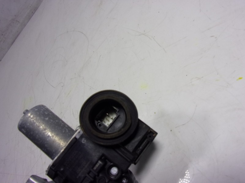 Recambio de elevalunas delantero izquierdo para toyota c-hr 132 kw referencia OEM IAM 69820F4010 69820F4010 