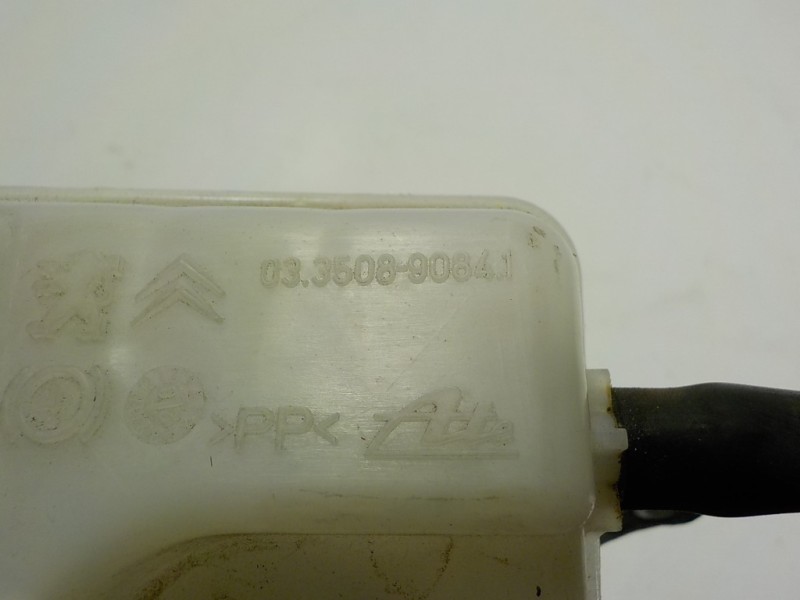 Recambio de bomba freno para peugeot 308 1.6 blue-hdi fap referencia OEM IAM 1610017880 03350890841 