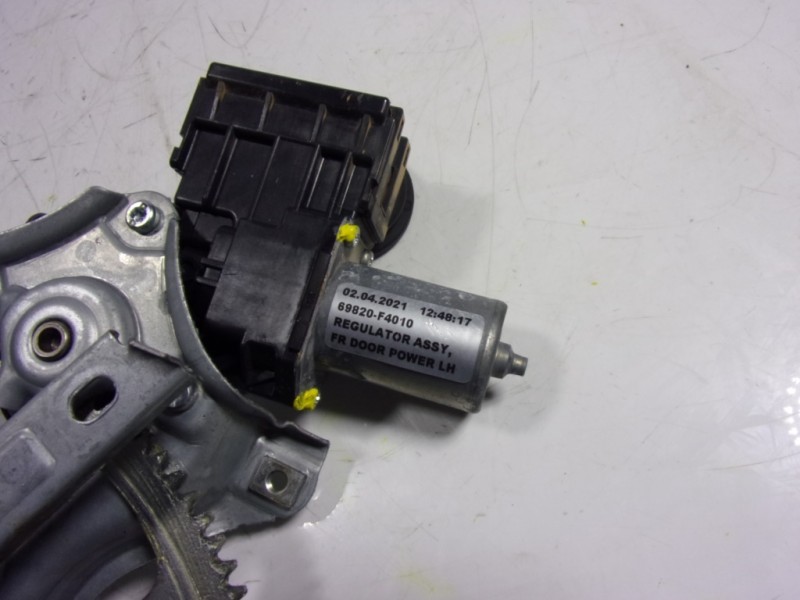 Recambio de elevalunas delantero izquierdo para toyota c-hr 132 kw referencia OEM IAM 69820F4010 69820F4010 