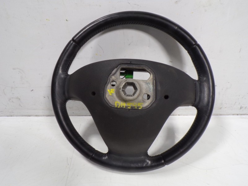 Recambio de volante para volvo c30 1.6 diesel cat referencia OEM IAM 31351045  