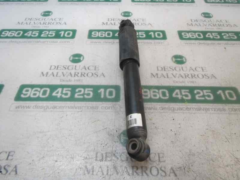 Recambio de amortiguador trasero derecho para kia rio drive referencia OEM IAM 553001W001  
