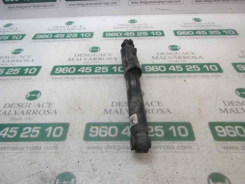 Recambio de amortiguador trasero izquierdo para kia rio drive referencia OEM IAM 553001W001  