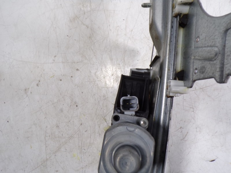 Recambio de elevalunas delantero izquierdo para peugeot 208 1.6 blue-hdi fap referencia OEM IAM 9673154480 9674254480 0130822703