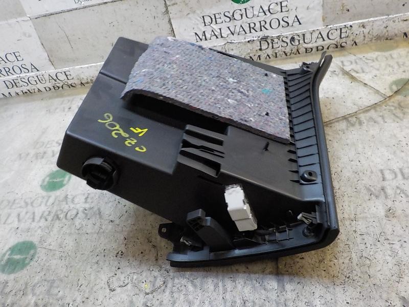 Recambio de guantera para peugeot 308 1.6 hdi referencia OEM IAM 16108047ZD  