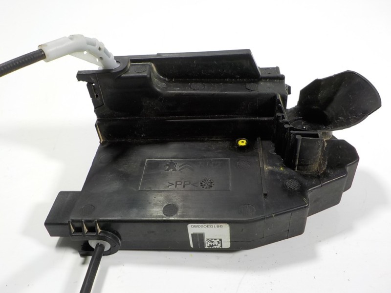 Recambio de cerradura puerta delantera derecha para peugeot 308 1.6 blue-hdi fap referencia OEM IAM 9810309380 9810309380 