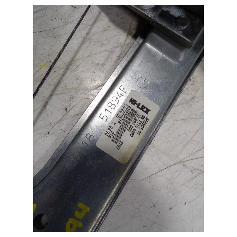 Recambio de elevalunas delantero izquierdo para peugeot 208 1.6 blue-hdi fap referencia OEM IAM 9673154480 9674254480 0130822703