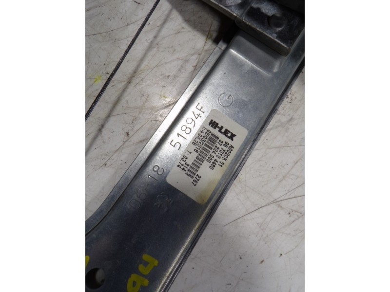 Recambio de elevalunas delantero izquierdo para peugeot 208 1.6 blue-hdi fap referencia OEM IAM 9673154480 9674254480 0130822703