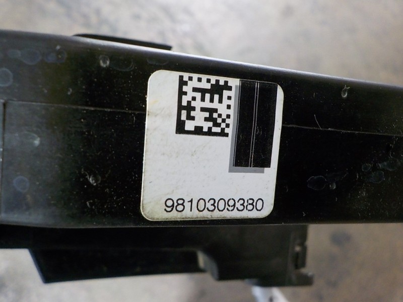 Recambio de cerradura puerta delantera derecha para peugeot 308 1.6 blue-hdi fap referencia OEM IAM 9810309380 9810309380 