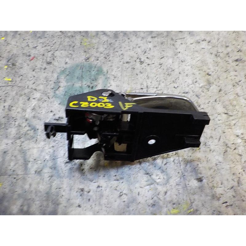 Recambio de maneta interior delantera izquierda para suzuki swift azg (nz) 1.2 cat referencia OEM IAM 8313061M00C48  