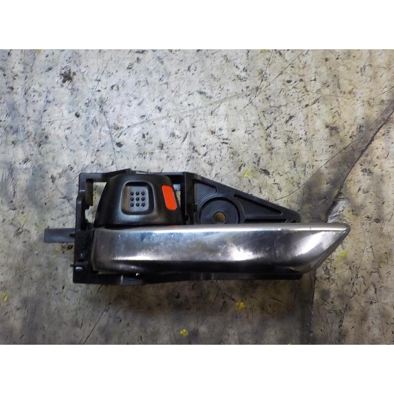 Recambio de maneta interior trasera izquierda para suzuki swift azg (nz) 1.2 cat referencia OEM IAM 8313061M00C48  