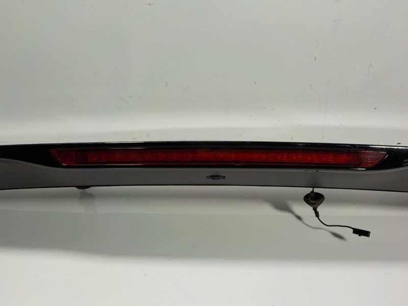 Recambio de aleron trasero para porsche macan (typ ) s referencia OEM IAM 95B827934 95B827934 