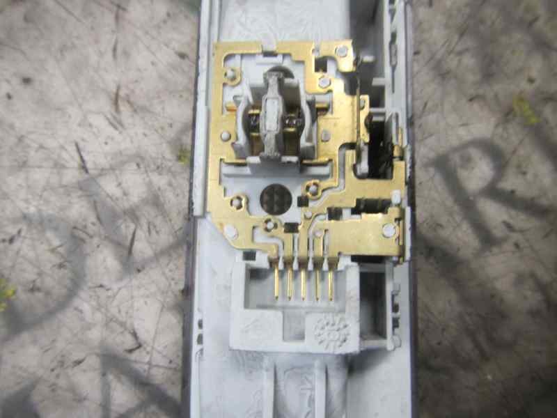 Recambio de piloto interior para renault twingo 1.5 dci diesel fap referencia OEM IAM 8200074362  