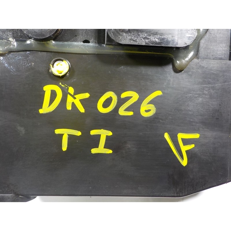 Recambio de cerradura puerta trasera izquierda para peugeot 308 1.6 blue-hdi fap referencia OEM IAM 9826126080 9826126080 