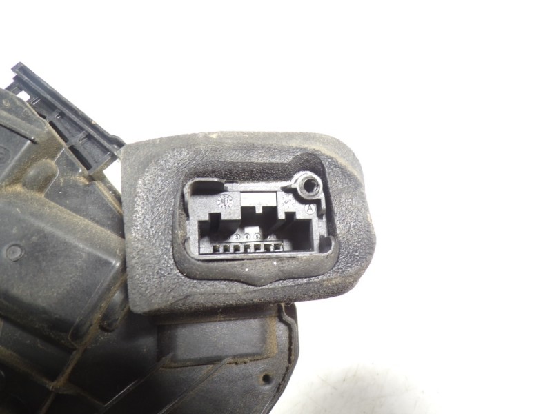 Recambio de cerradura puerta trasera derecha para seat leon (5f1) fr referencia OEM IAM 5K4839016AF 5K4839016AF 