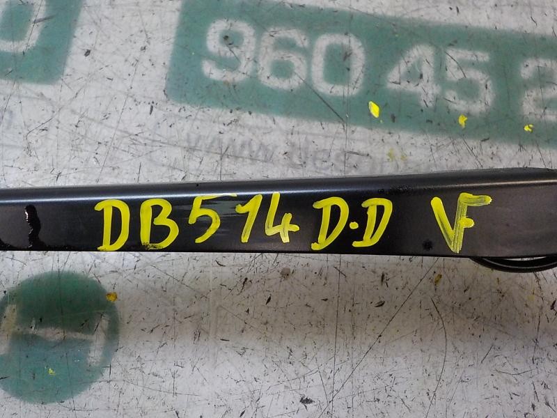 Recambio de brazo limpia delantero derecho para citroën berlingo station wagon x referencia OEM IAM   