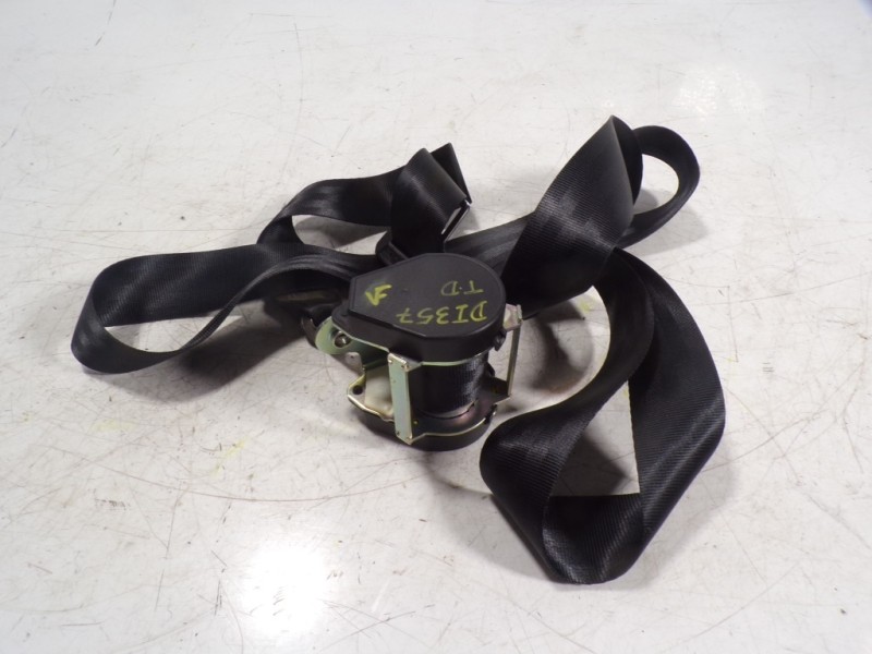 Recambio de cinturon seguridad trasero izquierdo para seat leon (5f1) fr referencia OEM IAM 5F0857805CRAA 621180600 621180600