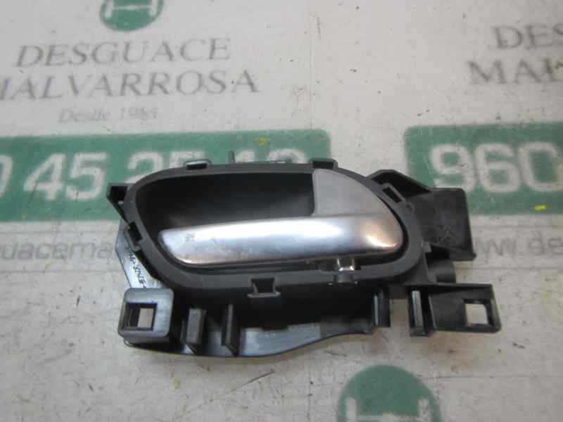 Recambio de maneta interior trasera derecha para peugeot 208 1.2 12v vti referencia OEM IAM 96555516VV  