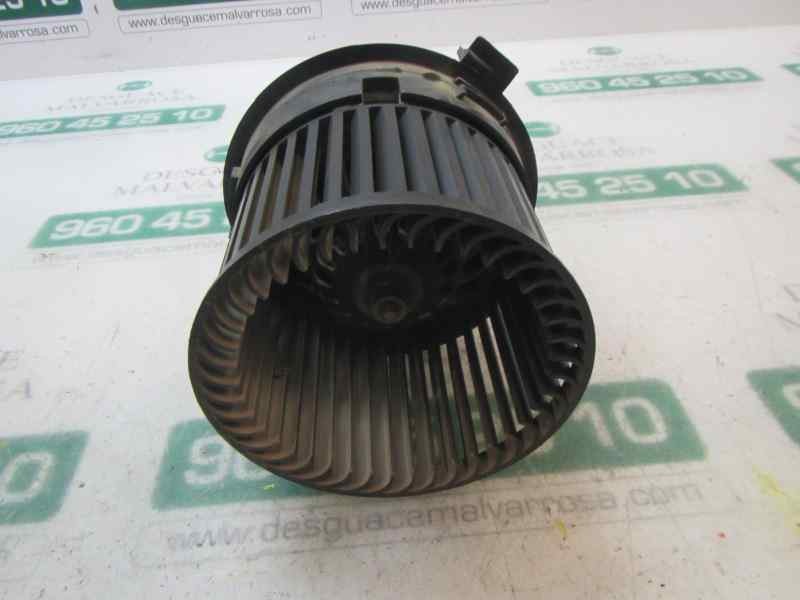 Recambio de motor calefaccion para peugeot 208 1.2 12v vti referencia OEM IAM 1608182080  
