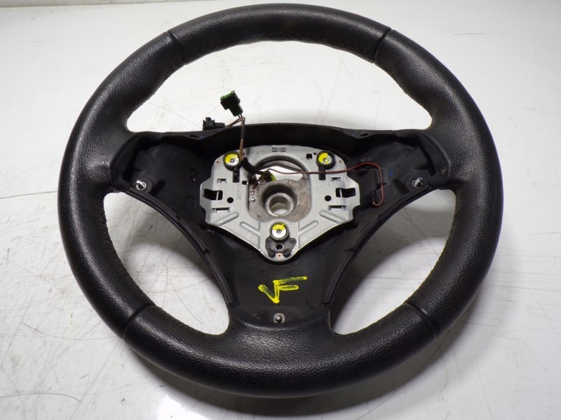 Recambio de volante para bmw x1 (e84) sdrive 20d referencia OEM IAM 32306795570 3051626 