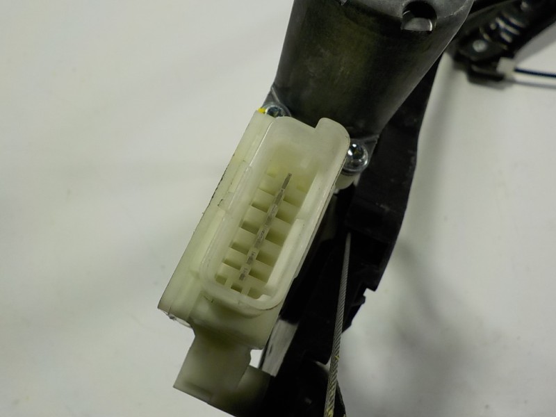 Recambio de elevalunas delantero derecho para peugeot 308 1.6 blue-hdi fap referencia OEM IAM 9816273080 9825710280 002832324040