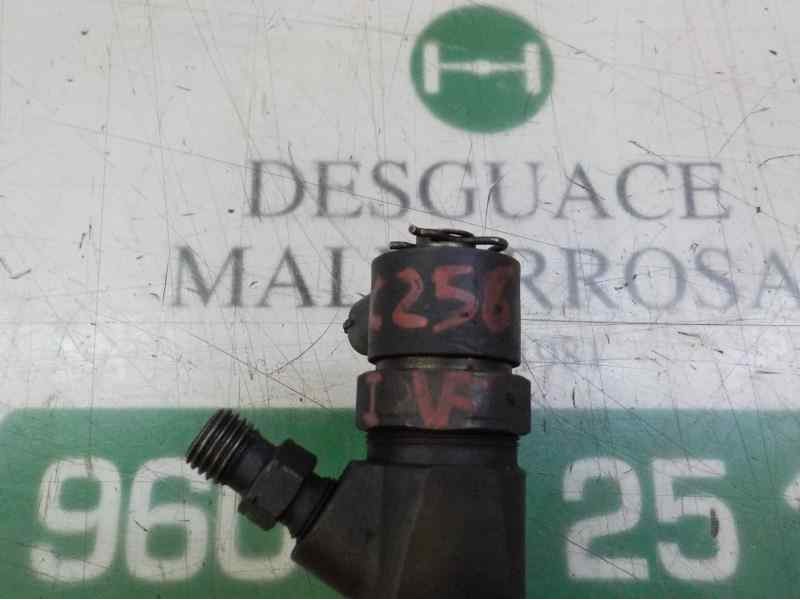 Recambio de inyector para opel insignia berlina 2.0 16v cdti referencia OEM IAM   