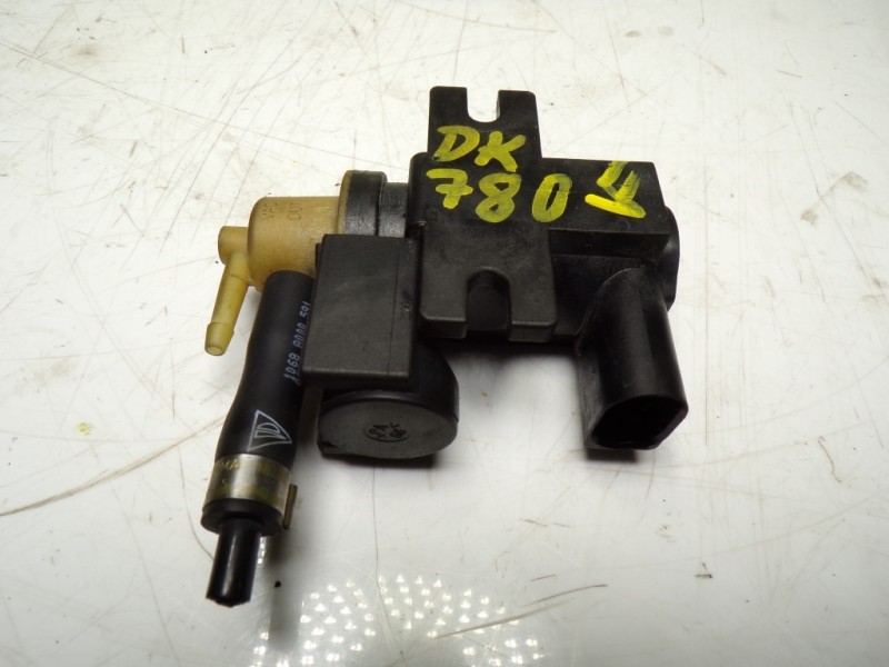 Recambio de valvula aire adicional para porsche macan (typ ) s referencia OEM IAM 94660515500 94660515500 