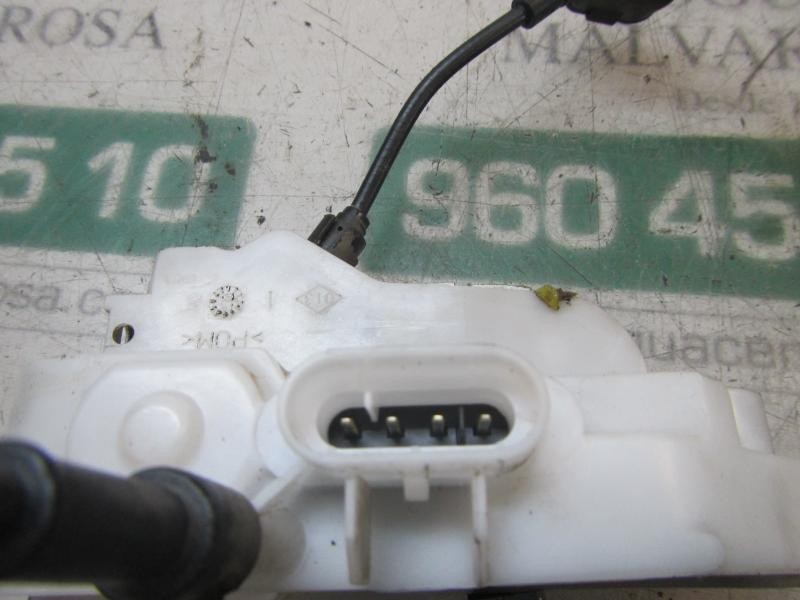 Recambio de cerradura puerta delantera derecha para renault megane ii classic berlina 1.6 16v referencia OEM IAM   