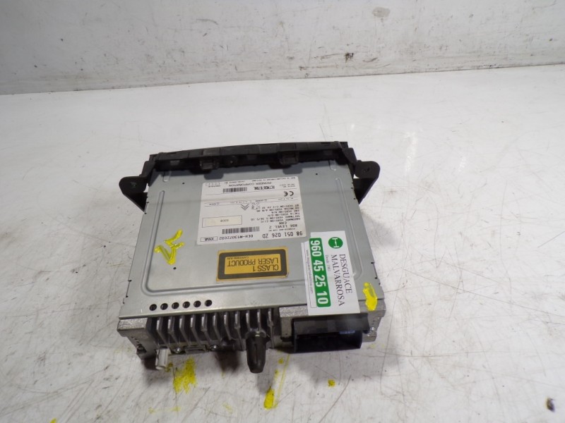 Recambio de sistema audio / radio cd para peugeot 208 1.6 blue-hdi fap referencia OEM IAM 16087579ZD 98051026ZD 
