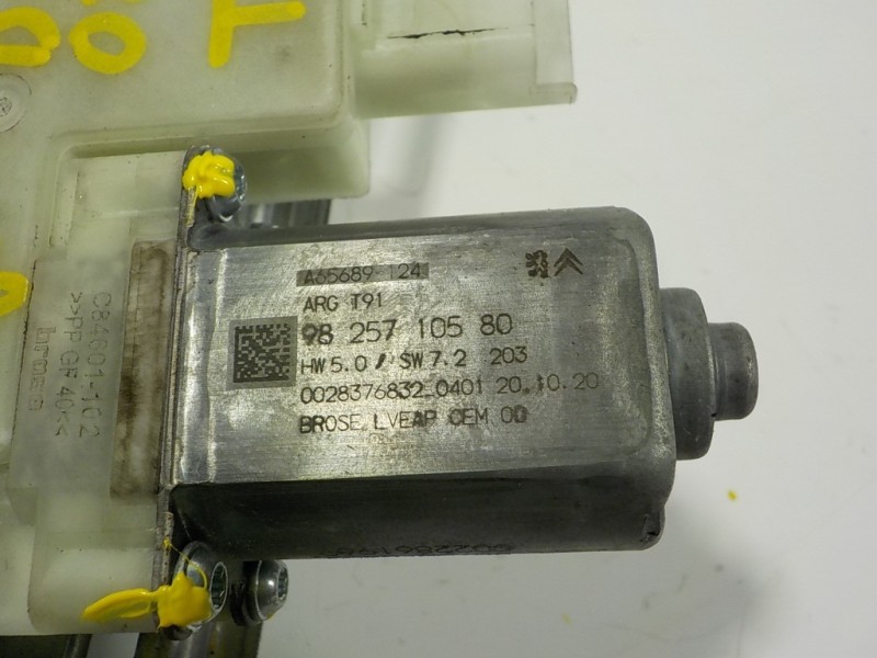 Recambio de elevalunas trasero izquierdo para peugeot 308 1.6 blue-hdi fap referencia OEM IAM 9816273680 9825710580 002837683204