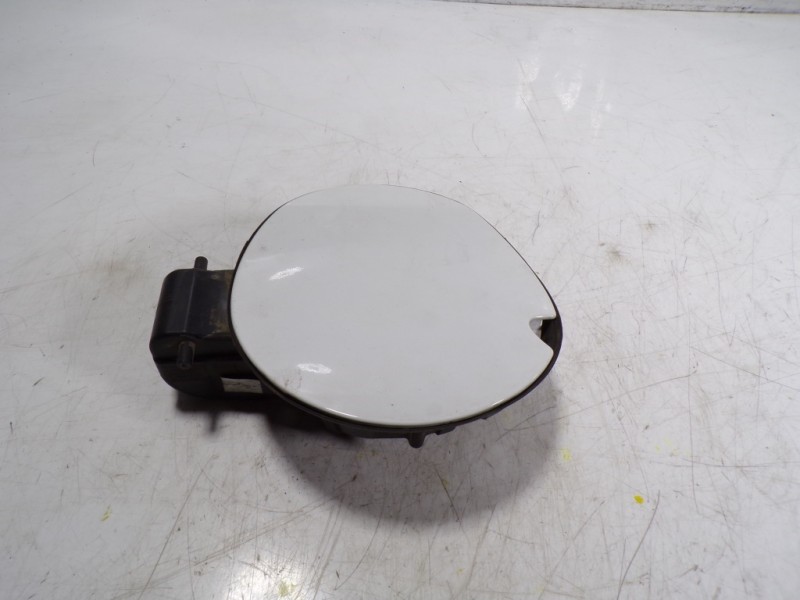 Recambio de tapa combustible para peugeot 208 1.6 blue-hdi fap referencia OEM IAM 9818397880  