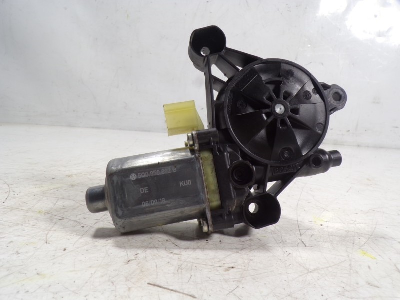 Recambio de motor elevalunas delantero derecho para seat leon (5f1) fr referencia OEM IAM 5Q0959802B 5Q0959802B 