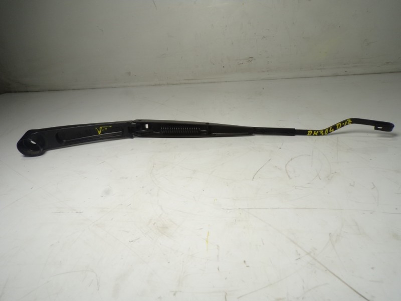 Recambio de brazo limpia delantero izquierdo para kia rio (yb) 1.0 tgdi cat referencia OEM IAM 98311H8000  