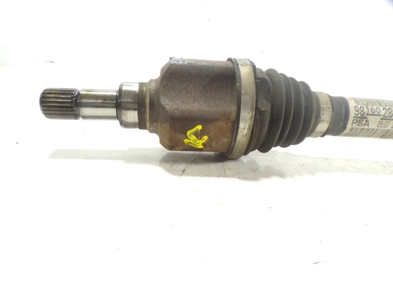 Recambio de transmision derecha para peugeot 208 1.6 blue-hdi fap referencia OEM IAM 9816028680 9816028680 