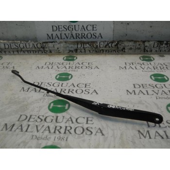 BRAZO LIMPIA DELANTERO DERECHO 