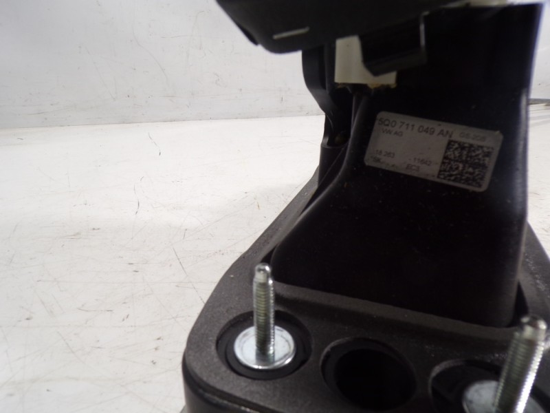 Recambio de palanca cambio para seat leon (5f1) fr referencia OEM IAM 5Q0711049AN 5Q0711049AN 