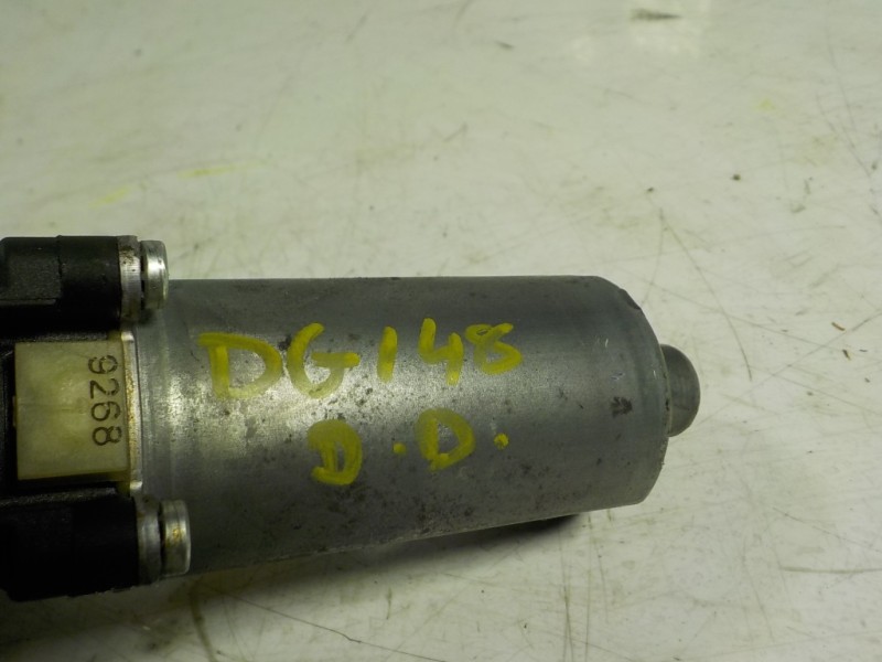 Recambio de motor elevalunas delantero derecho para bmw x5 (e53) 3.0 turbodiesel cat referencia OEM IAM   