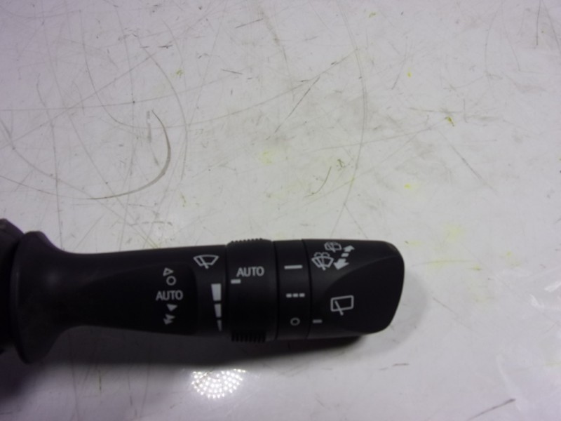 Recambio de mando limpia para toyota c-hr 132 kw referencia OEM IAM 84652F4020 F402017J422 F402017J422