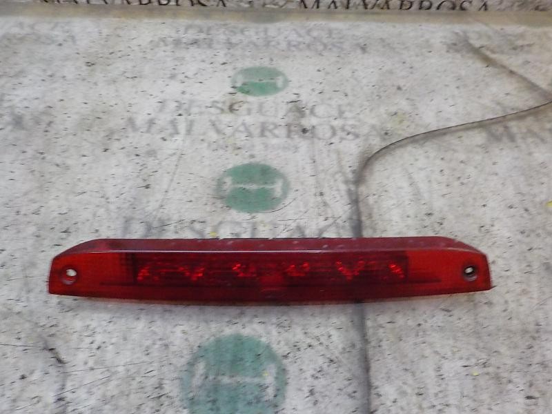 Recambio de piloto trasero central para ford focus lim. (cb4) trend referencia OEM IAM   